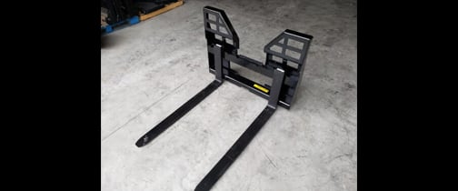 BDS Equipment - Construction Attachment Indoors in Jesup, IA